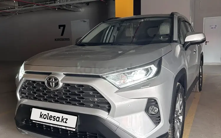 Toyota RAV4 2021 годаүшін16 400 000 тг. в Караганда