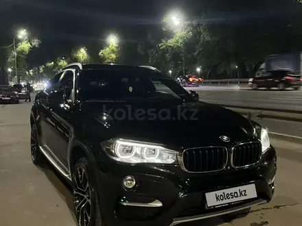 BMW X6 2016 года за 16 600 000 тг. в Алматы – фото 9