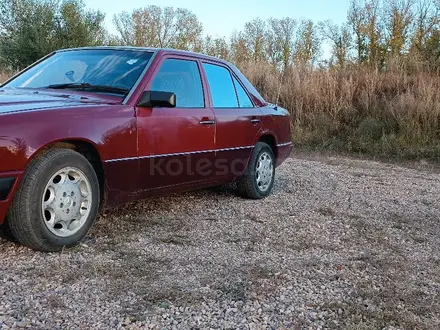 Mercedes-Benz E 230 1991 года за 1 450 000 тг. в Караганда – фото 6