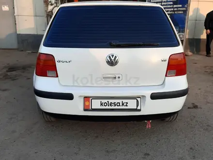 Volkswagen Golf 1999 года за 2 000 000 тг. в Алматы – фото 3