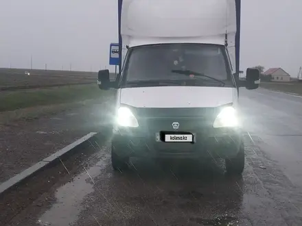 ГАЗ ГАЗель 2011 года за 5 500 000 тг. в Уральск – фото 2