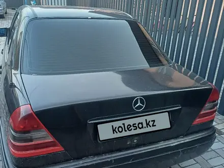 Mercedes-Benz C 280 1993 годаүшін2 100 000 тг. в Алматы – фото 2