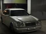 Mercedes-Benz E 230 1997 годаүшін2 000 000 тг. в Талдыкорган