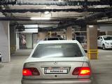 Mercedes-Benz E 230 1997 годаүшін2 000 000 тг. в Талдыкорган – фото 3
