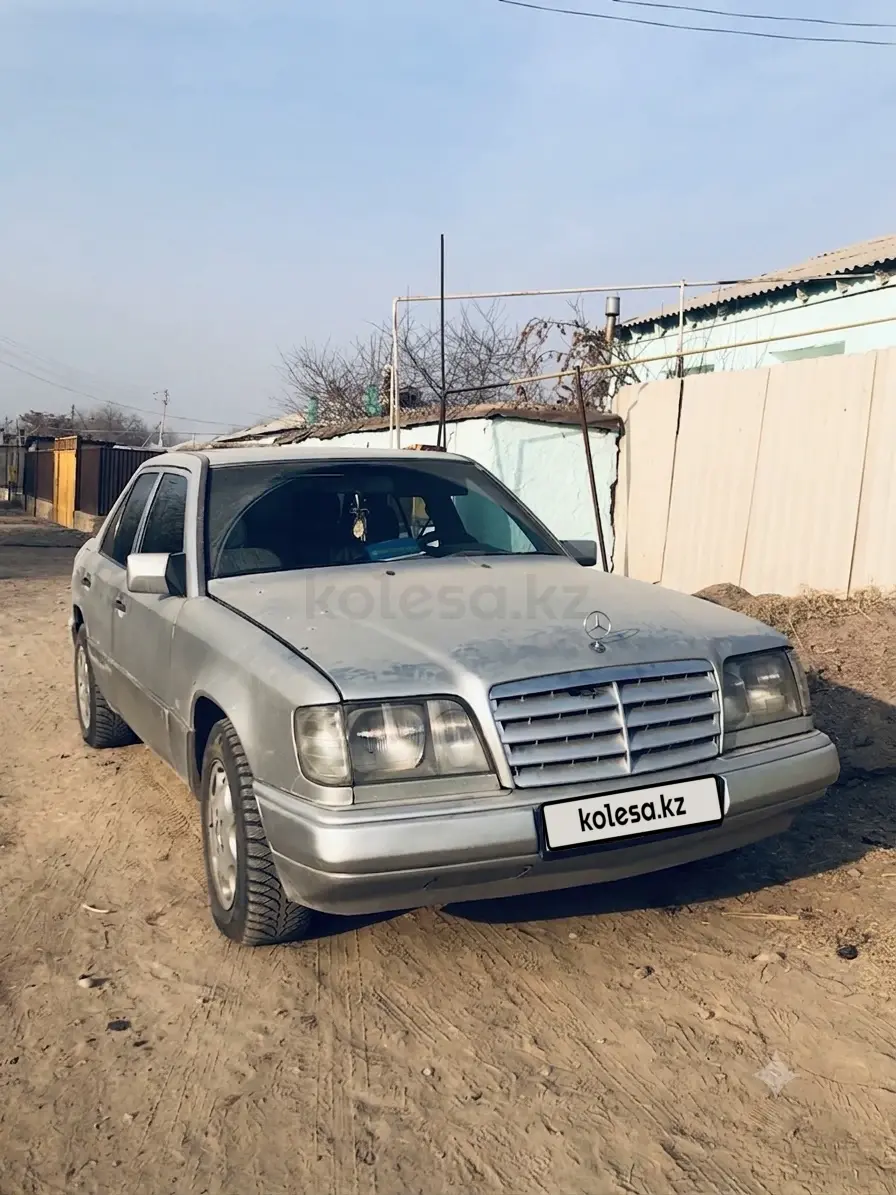Mercedes-Benz E-Class, 1993