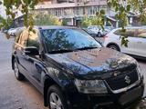 Suzuki Grand Vitara 2011 годаүшін6 200 000 тг. в Алматы