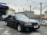 BMW 523 1999 года за 3 400 000 тг. в Шымкент