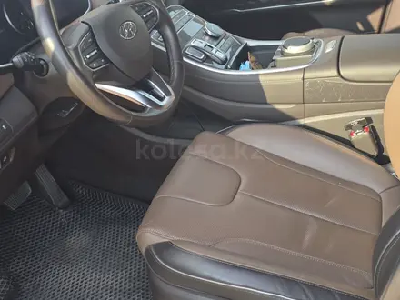 Hyundai Santa Fe 2021 года за 14 300 000 тг. в Костанай – фото 3