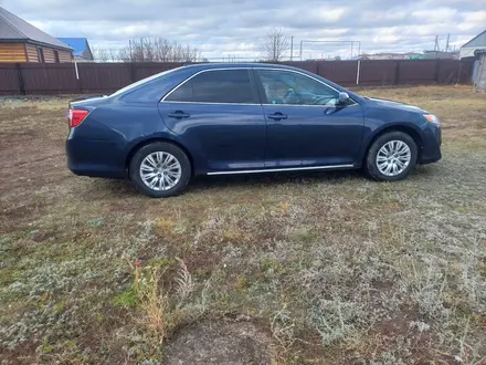 Toyota Camry 2014 года за 6 500 000 тг. в Уральск – фото 7