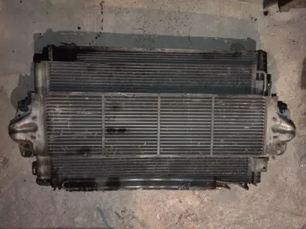 Кассета радиаторов VW Transporter T5 интеркулер диффузор вентилятор за 300 000 тг. в Алматы