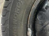 Шипованные шины с дисками за 80 000 тг. в Астана – фото 5