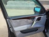 Mercedes-Benz E 420 1996 года за 2 000 000 тг. в Актау – фото 2