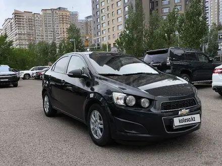 Chevrolet Aveo 2014 года за 3 700 000 тг. в Астана – фото 2