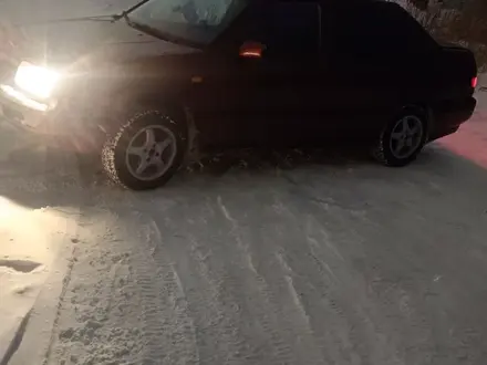 Volkswagen Vento 1994 года за 1 350 000 тг. в Караганда