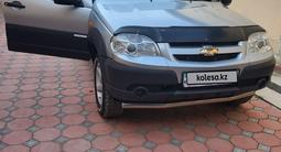 Chevrolet Niva 2013 года за 3 200 000 тг. в Жетысай – фото 2