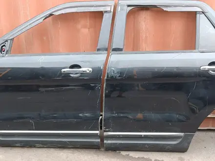 Двери, ноускат, крышка багажника Ford Explorer 3.5 за 180 000 тг. в Алматы – фото 4
