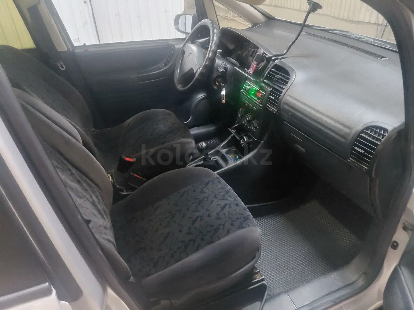 Opel Zafira, 1999
