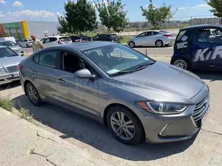 Hyundai Elantra 2018 года за 4 700 000 тг. в Атырау – фото 3
