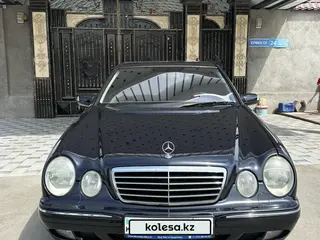 Mercedes-Benz E 55 AMG