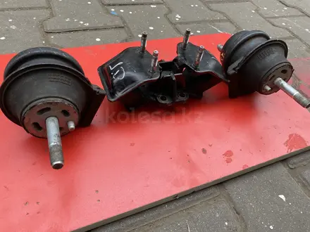 Подушка двигателя Акпп за 15 000 тг. в Алматы – фото 3