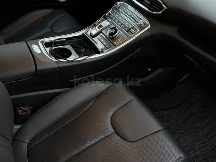 Hyundai Santa Fe 2021 года за 15 500 000 тг. в Алматы – фото 15