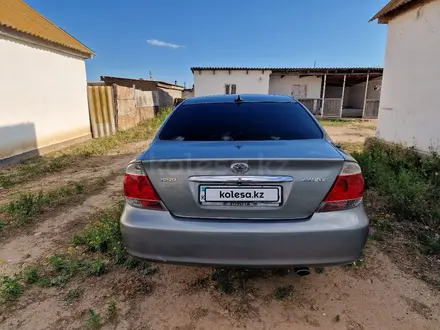 Toyota Camry 2005 года за 5 200 000 тг. в Атырау – фото 5
