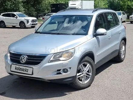 Volkswagen Tiguan 2008 года за 4 300 000 тг. в Астана