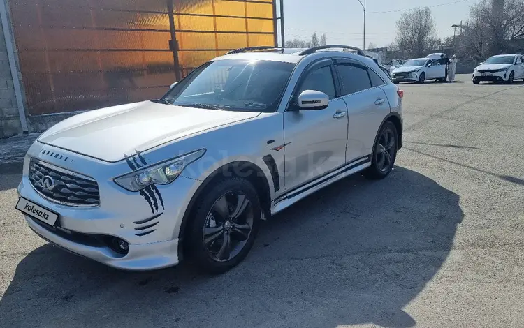 Infiniti FX35 2009 года за 9 000 000 тг. в Алматы