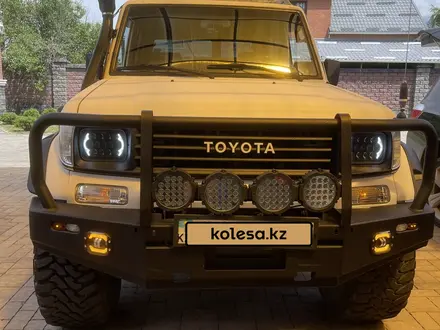 Toyota Land Cruiser Prado 1995 года за 9 000 000 тг. в Алматы – фото 20
