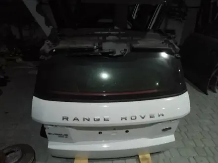 Range rover (Land Rover) крышка багажника за 30 000 тг. в Астана – фото 4