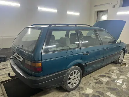 Volkswagen Passat 1991 года за 1 400 000 тг. в Шиели – фото 3