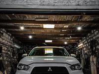 Mitsubishi Outlander 2010 годаүшін6 500 000 тг. в Актау