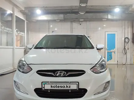 Hyundai Accent 2014 года за 5 250 000 тг. в Астана – фото 2