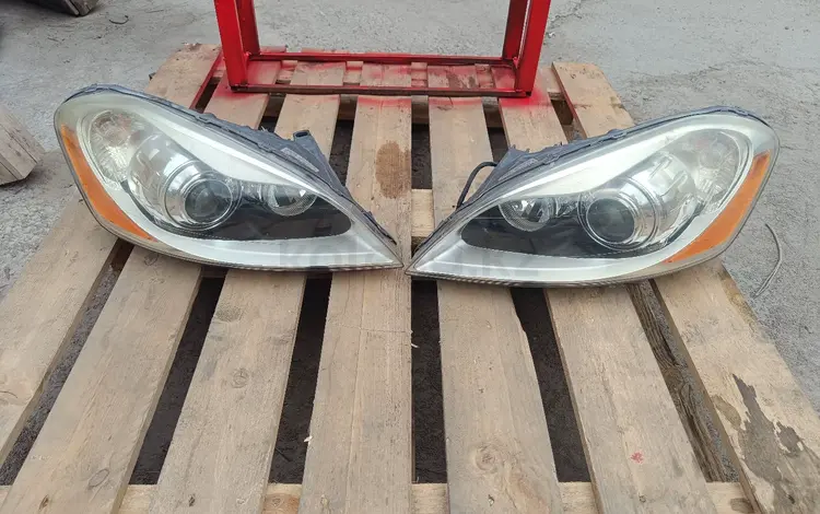 Фары Volvo XC60 за 200 000 тг. в Алматы