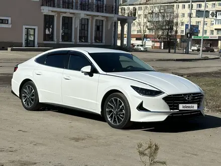 Hyundai Sonata 2020 года за 12 600 000 тг. в Караганда – фото 9