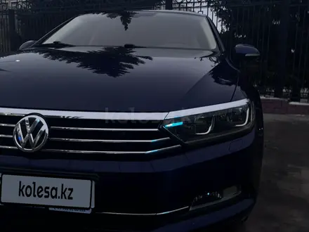 Volkswagen Passat 2017 года за 10 000 000 тг. в Костанай – фото 12