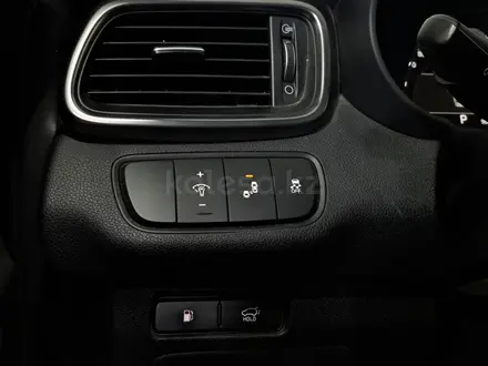 Kia Sorento 2019 года за 11 690 000 тг. в Астана – фото 20