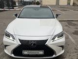 Lexus ES 250 2018 годаfor23 000 000 тг. в Актау – фото 3