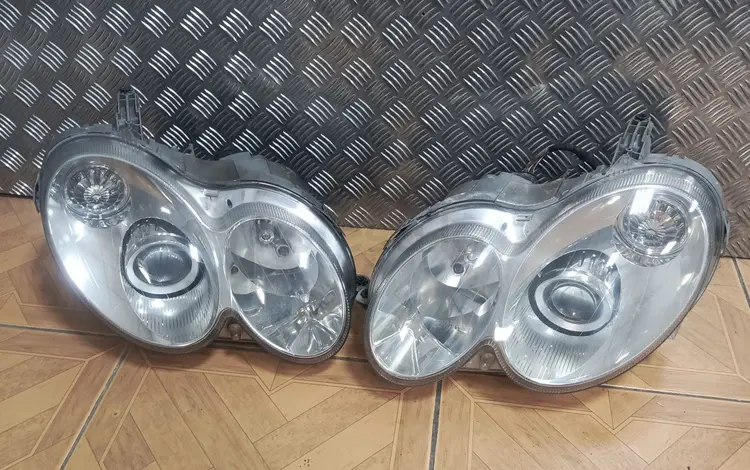 Фара на Mercedes w209 за 25 555 тг. в Шымкент
