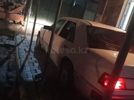 Mercedes-Benz E 280 1992 года за 1 800 000 тг. в Алматы