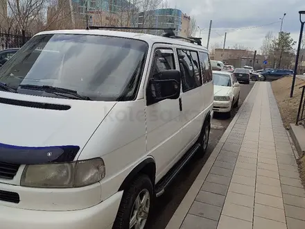 Volkswagen Caravelle 1999 года за 5 000 000 тг. в Астана – фото 11