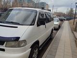 Volkswagen Caravelle 1999 года за 5 000 000 тг. в Астана