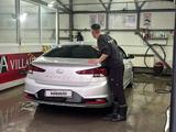 Hyundai Elantra 2019 годаүшін7 800 000 тг. в Алматы