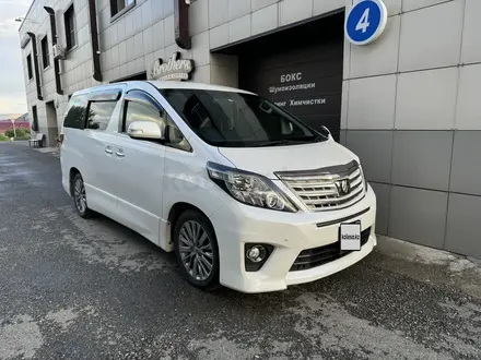 Toyota Alphard 2013 года за 14 500 000 тг. в Усть-Каменогорск