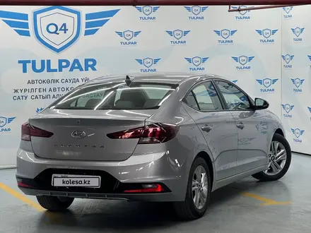 Hyundai Elantra 2020 года за 9 600 000 тг. в Алматы – фото 4