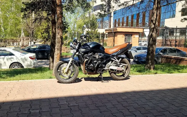 Suzuki  Bandit GSF 1200 2001 года за 2 500 000 тг. в Астана