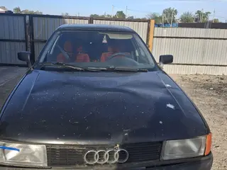 Audi 80