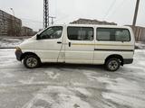 Toyota Hiace 2000 годаfor2 800 000 тг. в Аксай – фото 2