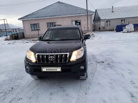 Toyota Land Cruiser Prado 2011 года за 16 000 000 тг. в Актобе – фото 2