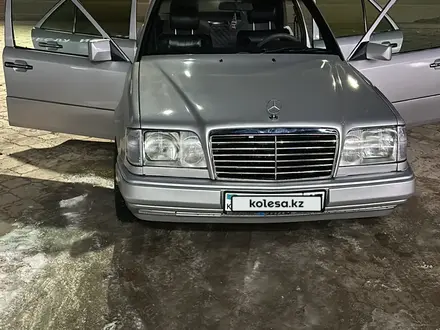 Mercedes-Benz E 280 1995 года за 1 700 000 тг. в Туркестан – фото 8